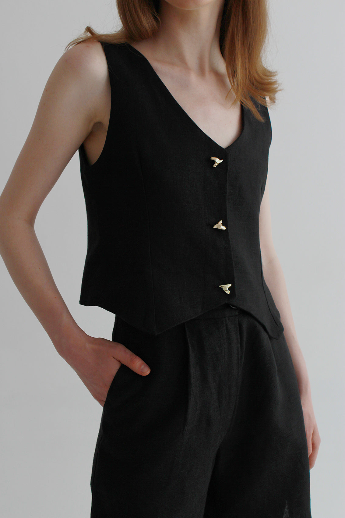 Set of  black linen shorts and waistcoat