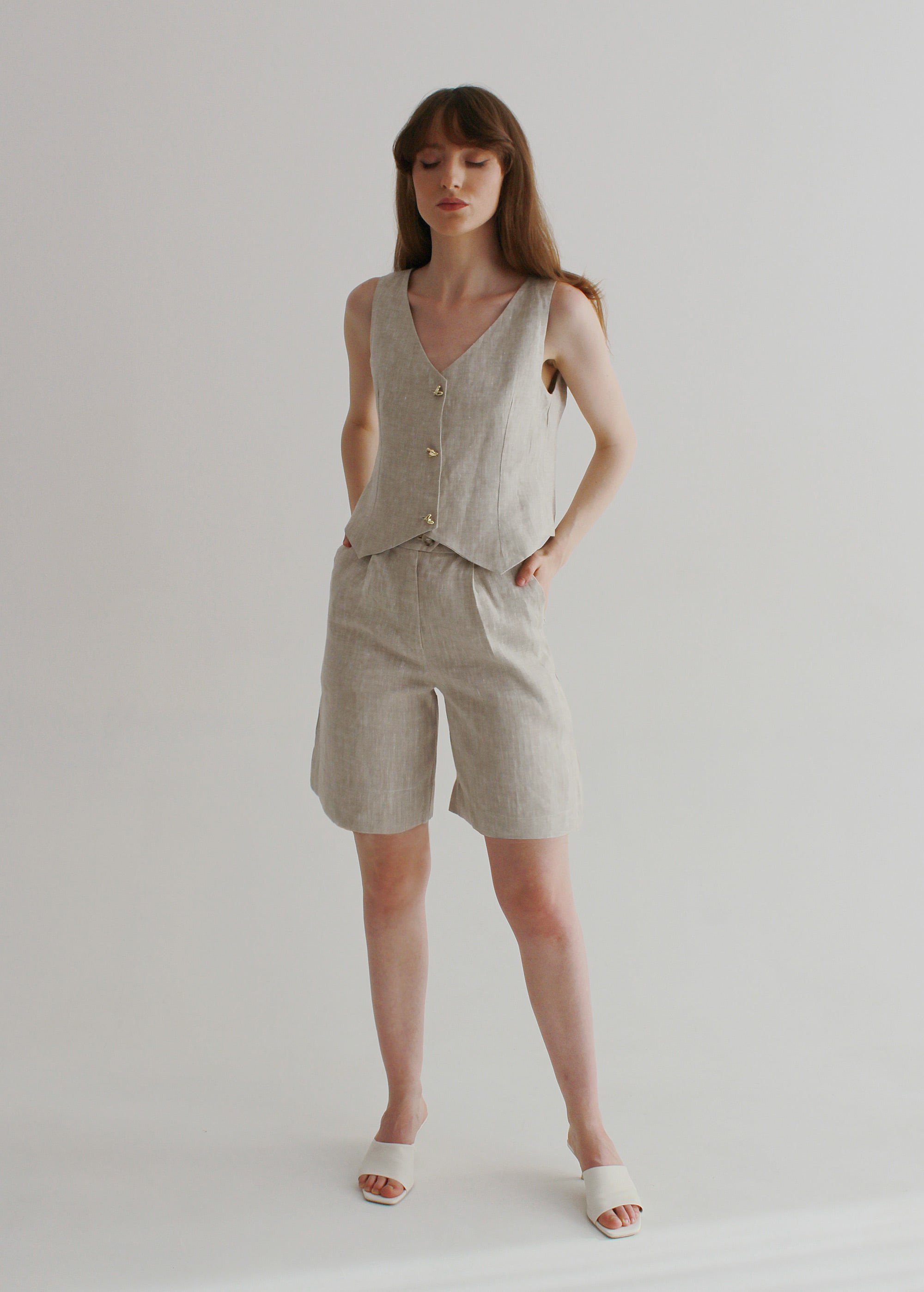 Beige linen sleeveless waistcoat