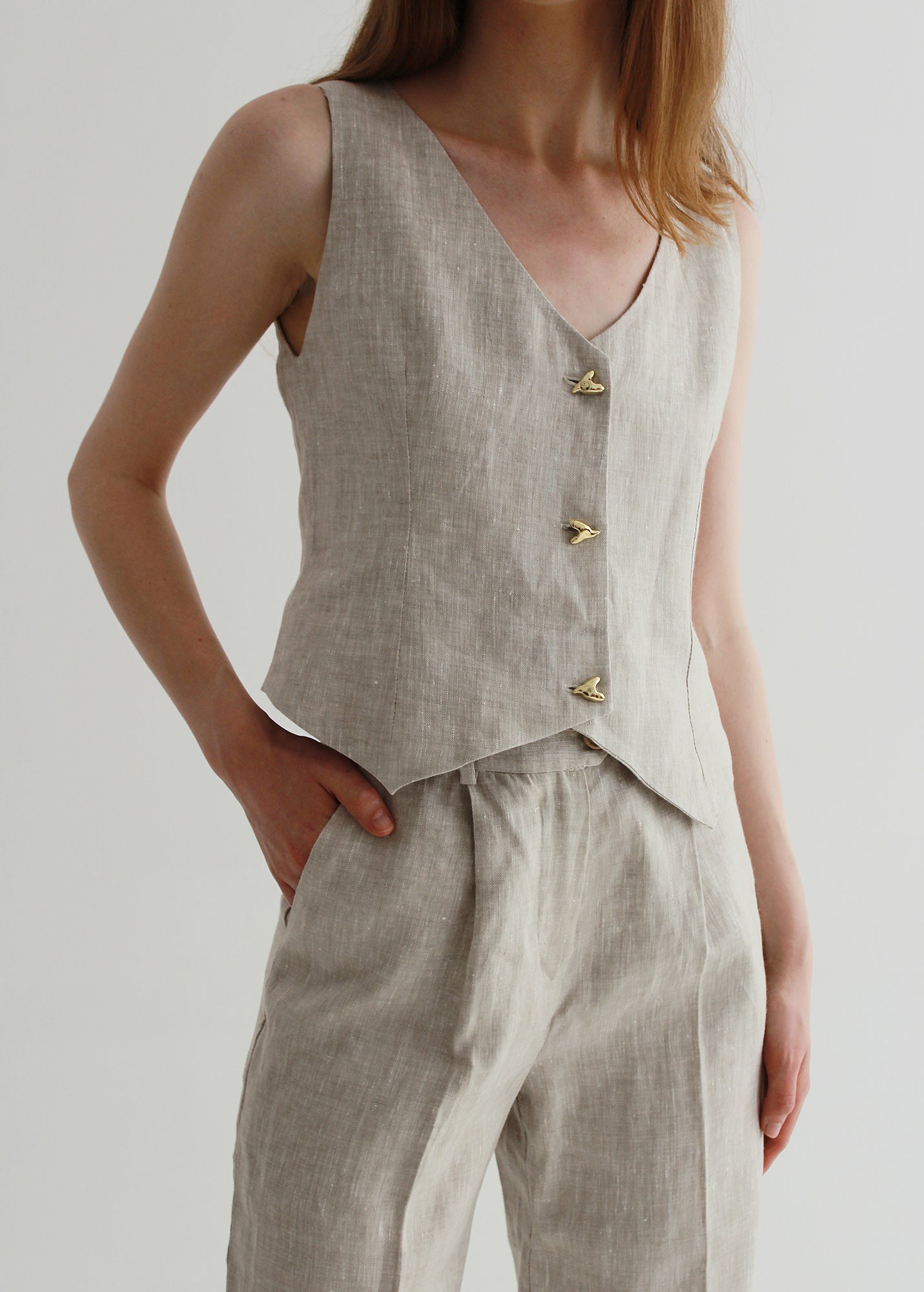 Beige linen sleeveless waistcoat
