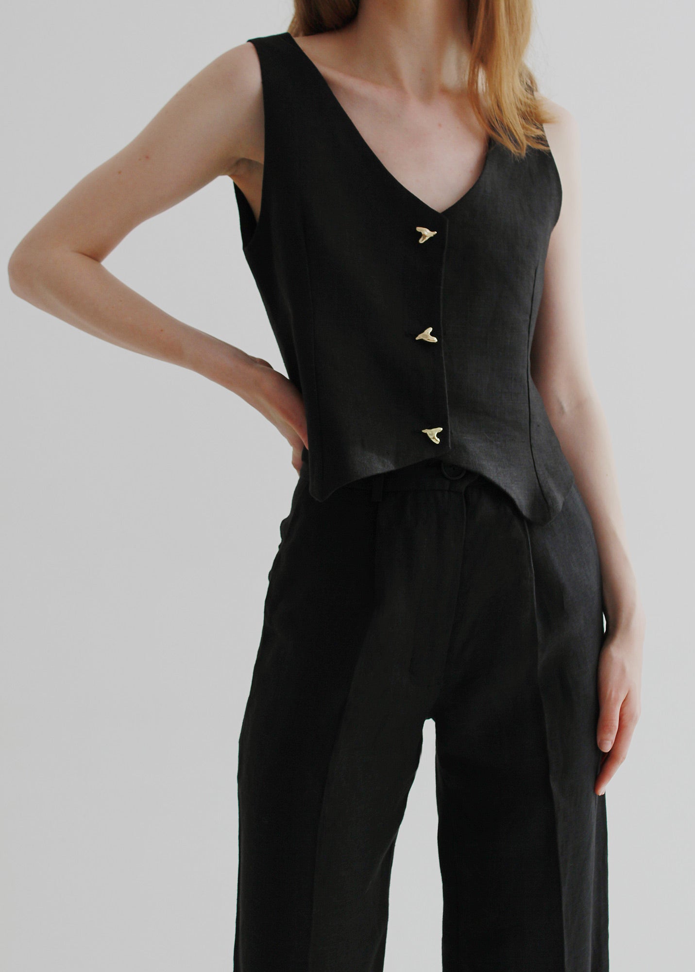 Black linen sleeveless waistcoat